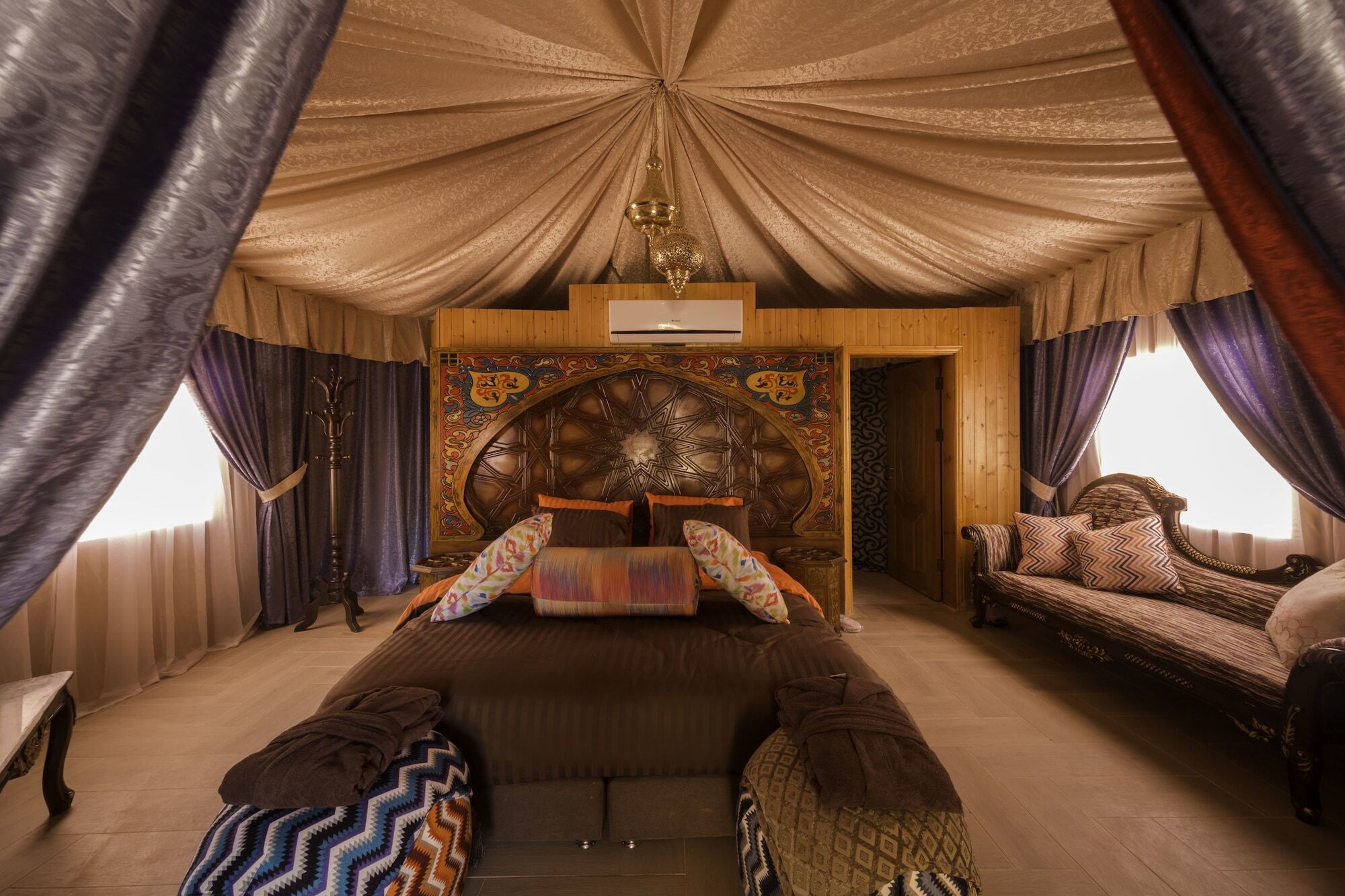 Memories Aicha Luxury Camp Hotell Wadi Rum Eksteriør bilde